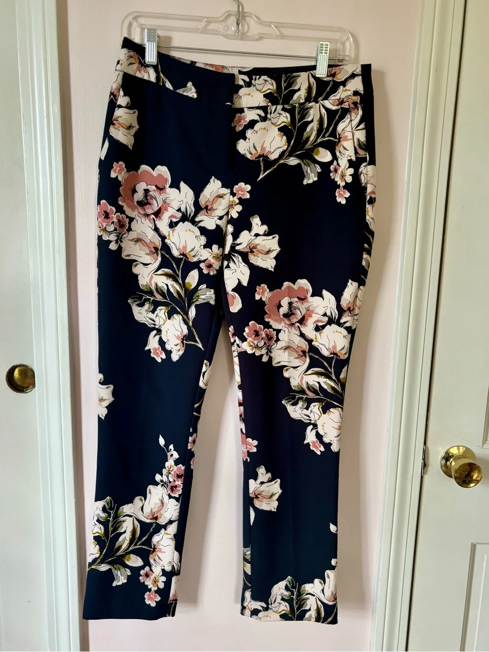 Cynthia Rowley Navy Floral Cropped Pants - Picture 1 of 3